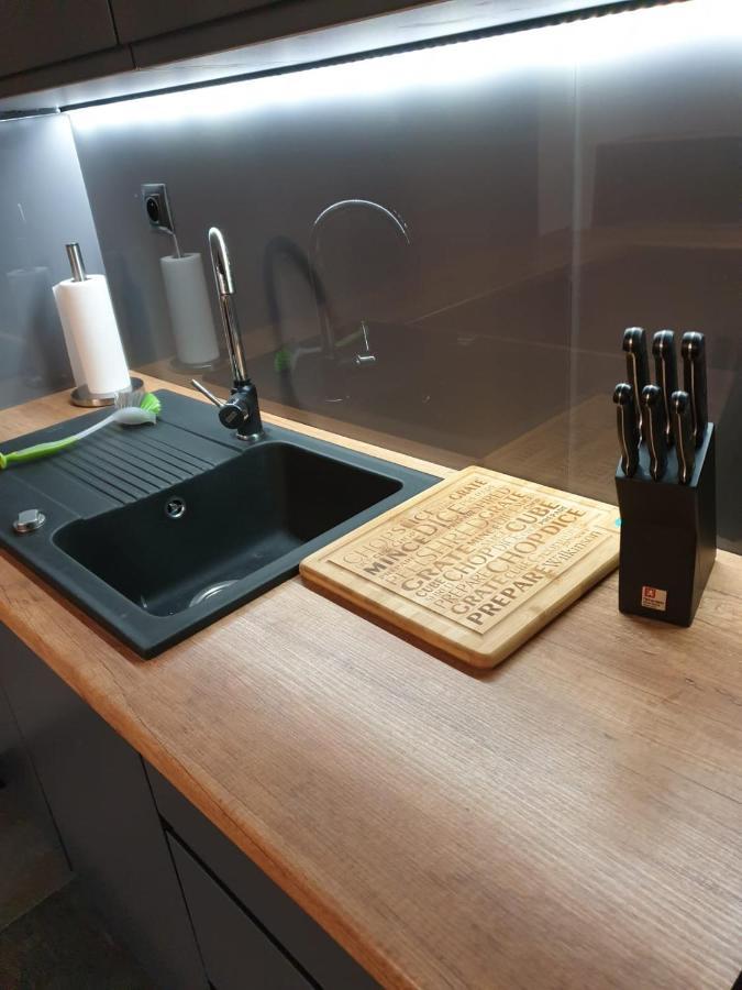Apartament Skarbowa 1& Parking Leszno  Eksteriør bilde
