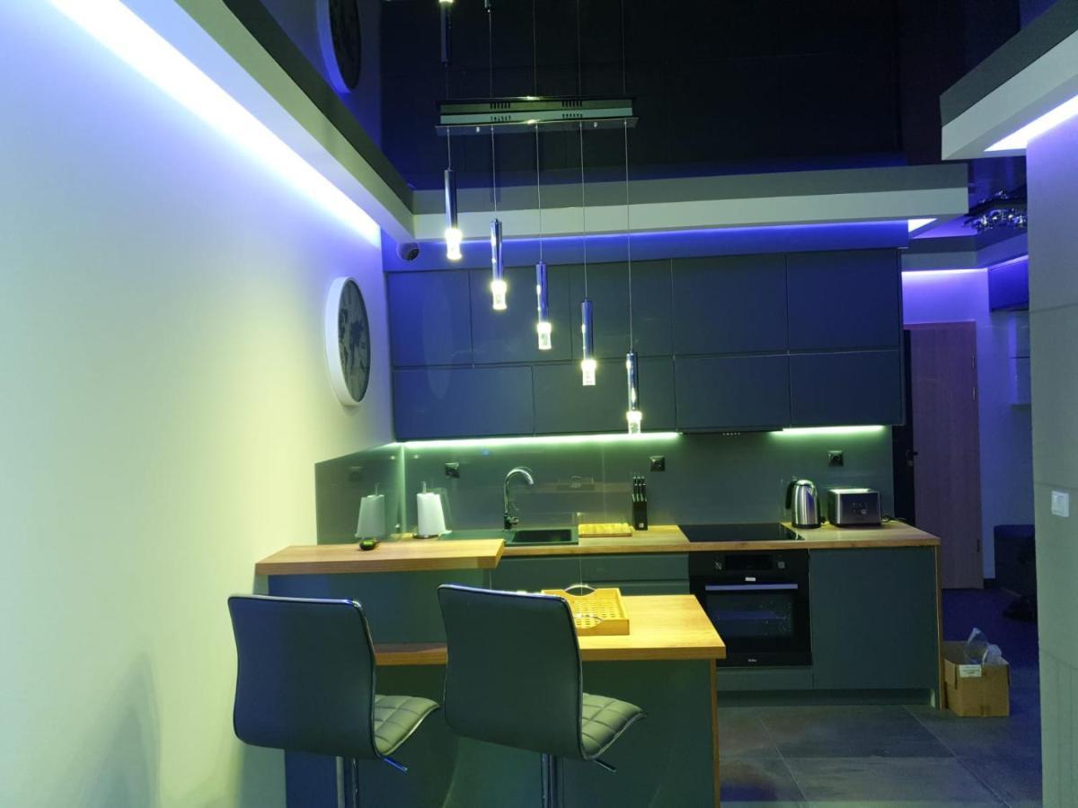 Apartament Skarbowa 1& Parking Leszno  Eksteriør bilde